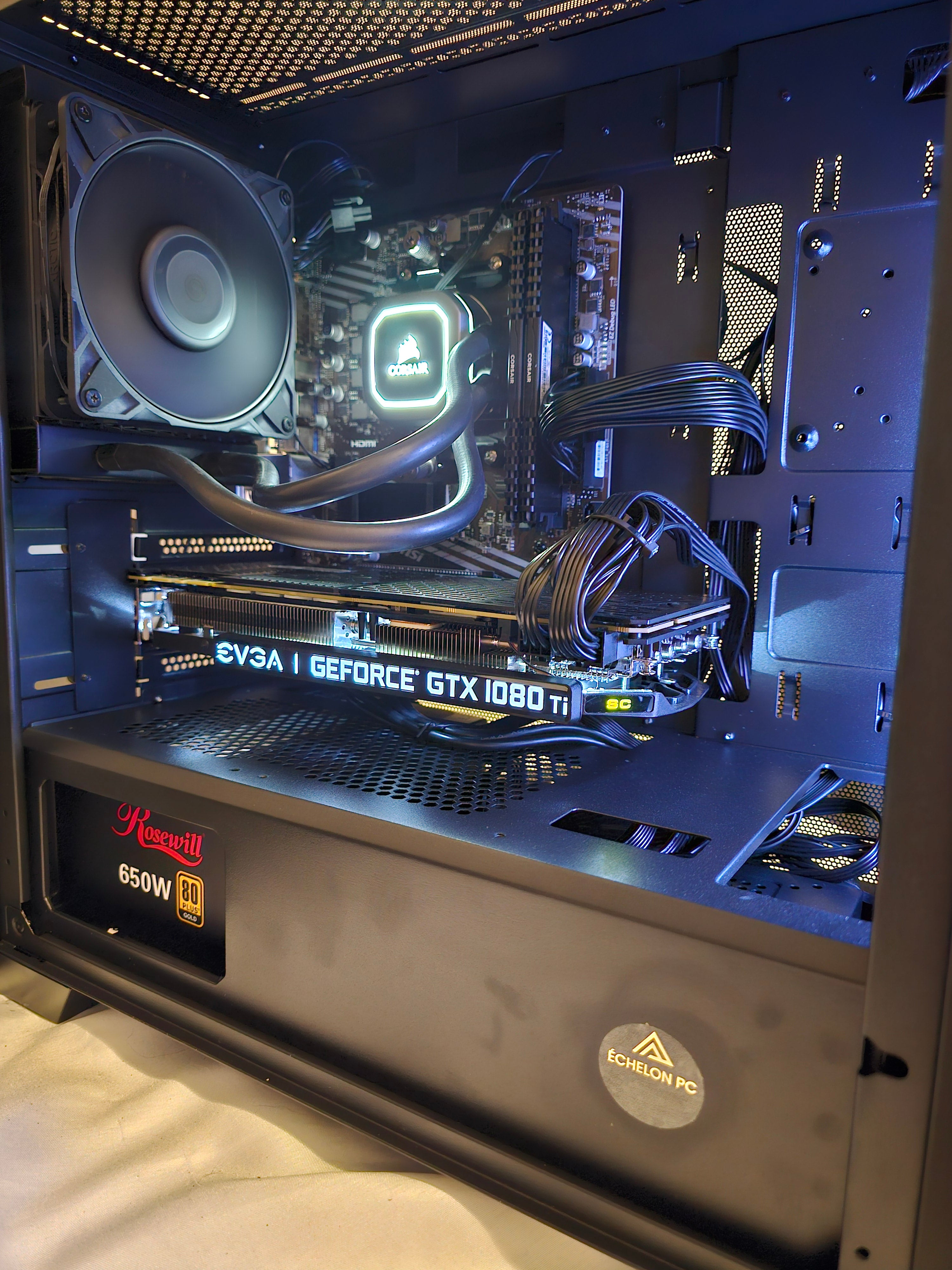 Échelon Spectre Gaming PC